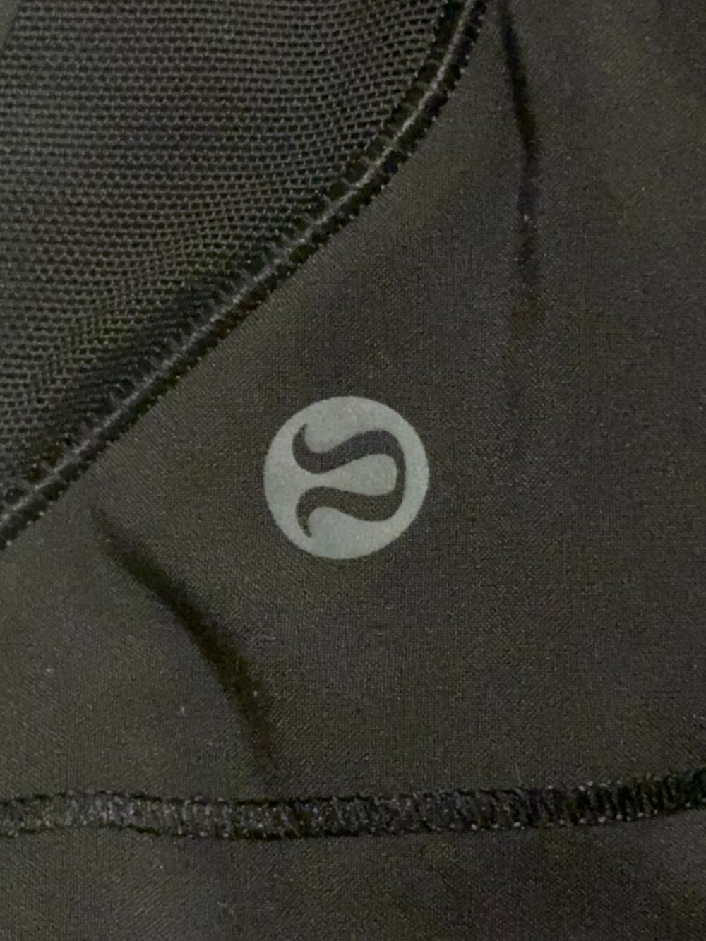 lululemon hotty hot shorts lowrise 2.5" black